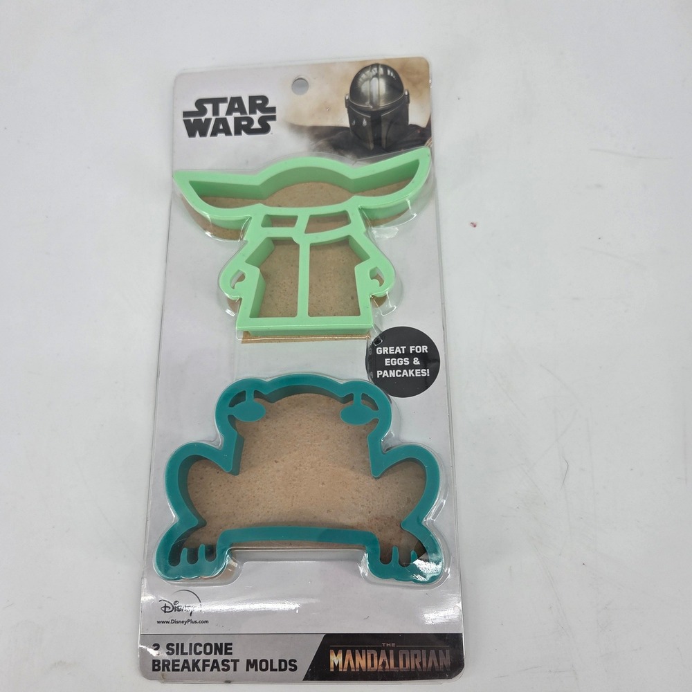 Star Wars The Mandalorian Grogu & Frog Silicone Breakfast Molds 2-Pack NEW